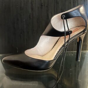 Vintage Reed Karloff. Genuine leather.